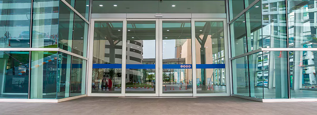 Automatic Glass Door Lock in Lauderdale Lakes, FL