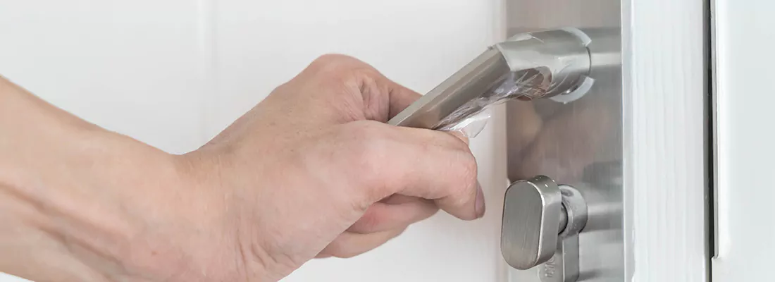 Expert Garage Door Opener Repair and Installation in Lauderdale Lakes, FL