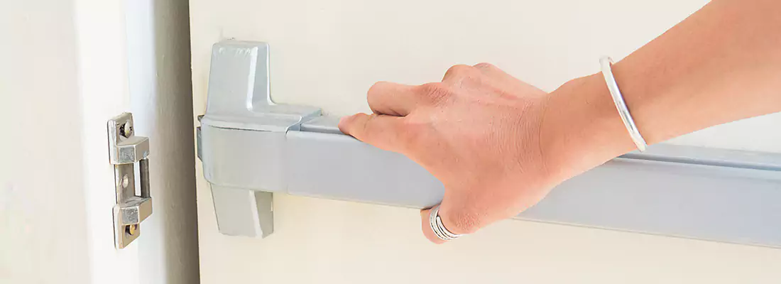 Fast and Affordable Door Panic Bar Installation in Lauderdale Lakes, FL